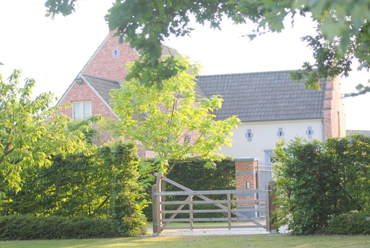 Bed and Breakfast 'T Poorthof à Looz Extérieur photo